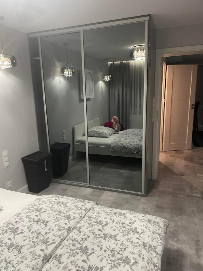 شقة Apartament Poniatowa المظهر الخارجي الصورة