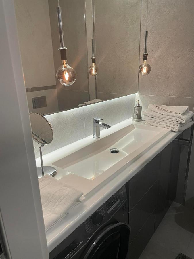 شقة Apartament Poniatowa المظهر الخارجي الصورة